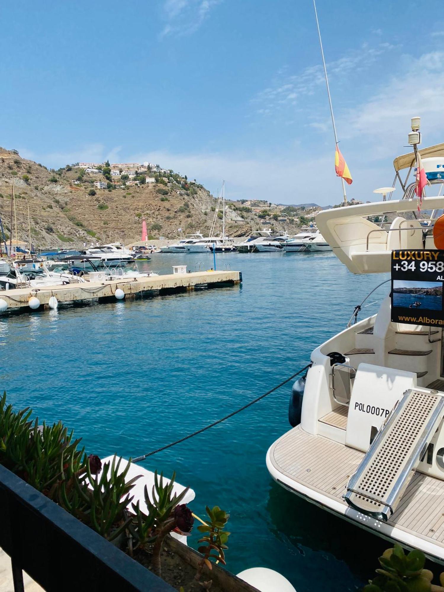 Jardines De Adnania En Marina Del Este Con Vista Al Mar Ada La Herradura  Exteriér fotografie