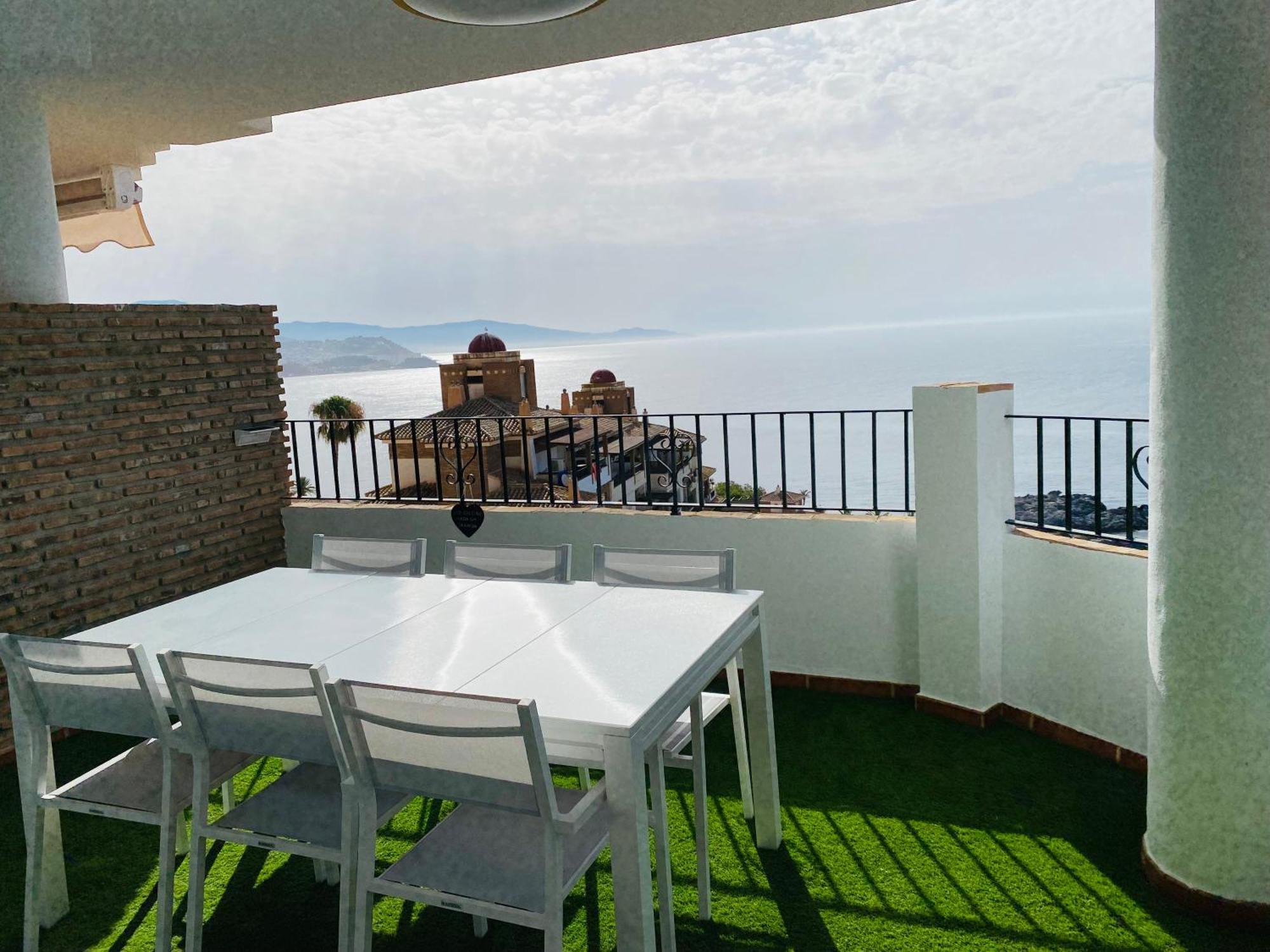 Jardines De Adnania En Marina Del Este Con Vista Al Mar Ada La Herradura  Exteriér fotografie